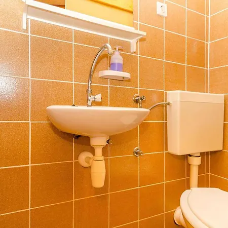 Appartement Beautiful In With Wifi